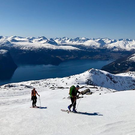 Blatind Boutique Hotel Stordal Экстерьер фото