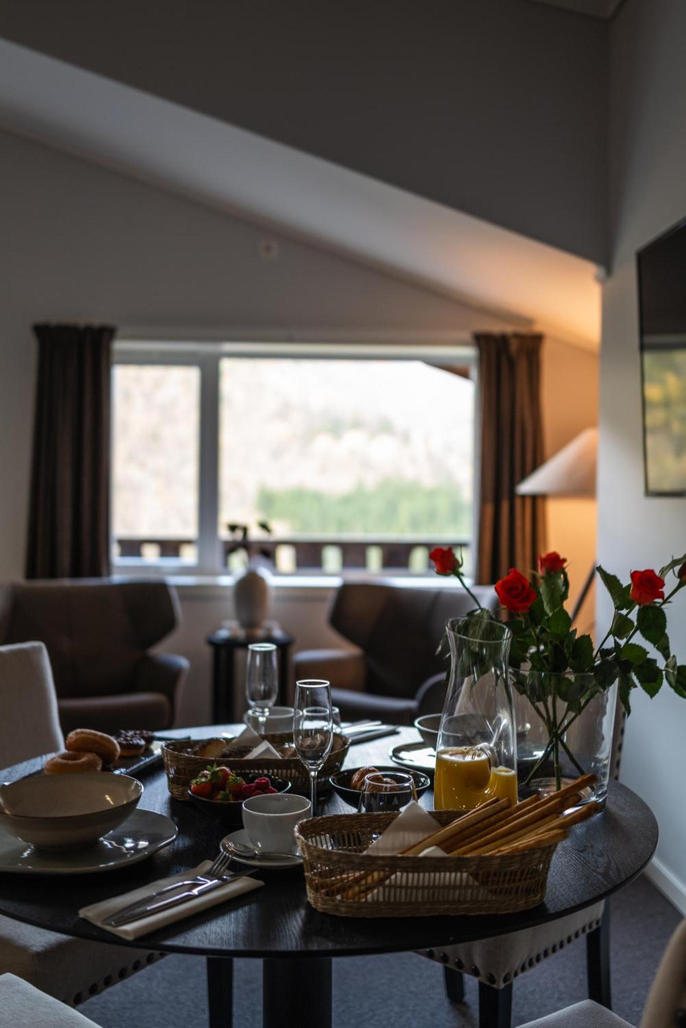 Blatind Boutique Hotel Stordal Экстерьер фото