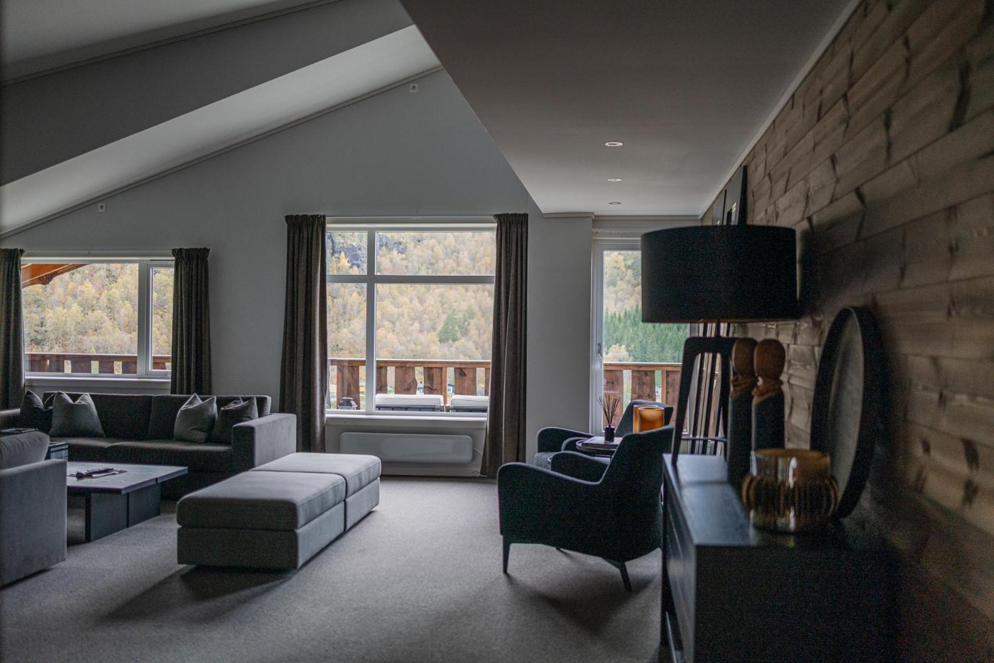 Blatind Boutique Hotel Stordal Экстерьер фото