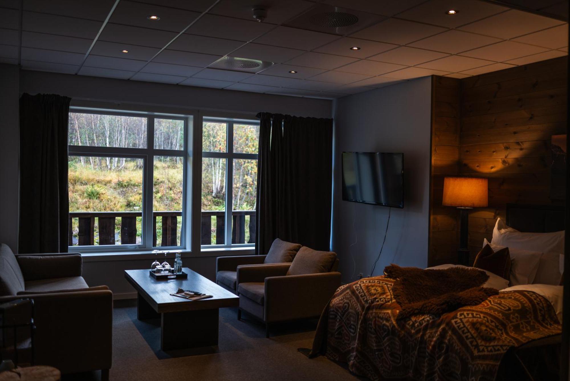 Blatind Boutique Hotel Stordal Экстерьер фото