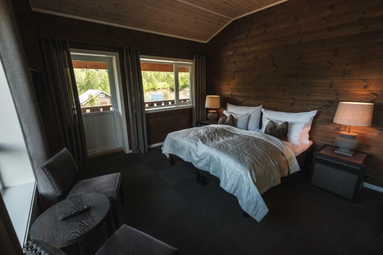 Blatind Boutique Hotel Stordal Экстерьер фото